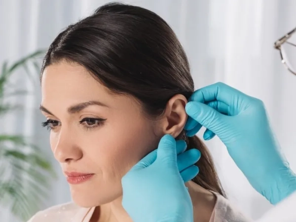 Kepçe Kulak Estetiği